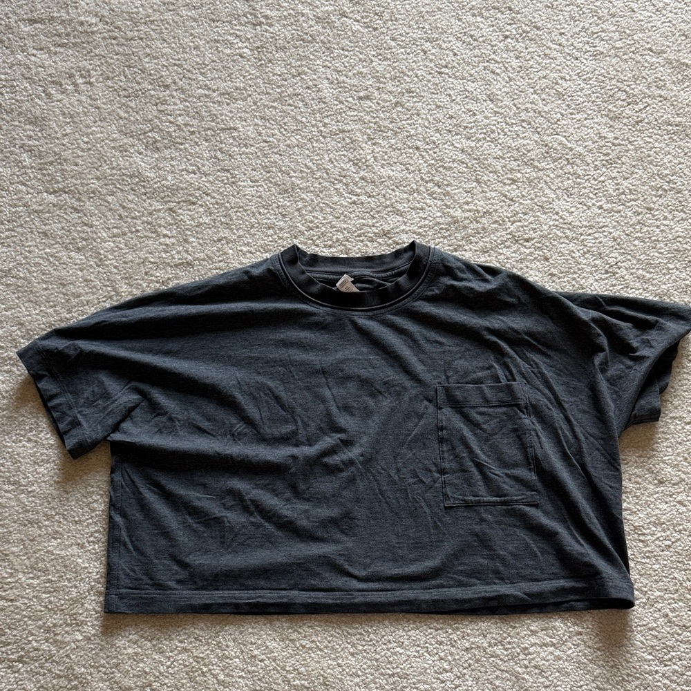 lululemon athletica Charcoal Short Sleeve Tee
